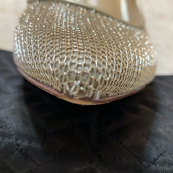 Champagne Gold Mesh Pumps - Picture 9 of 10